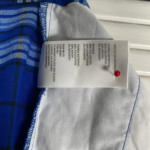 Urban Outfitters Daisy Plaid Zip-Front Wide Leg Pants. Size: 0 - Picture 9 of 13